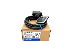 SPM302 เซนเซอร์โฟโตอิเล็กทริก ระยะตรวจจับ 3M Retro Reflective Photoelectric Sensor E3JK-RR12-C 2M