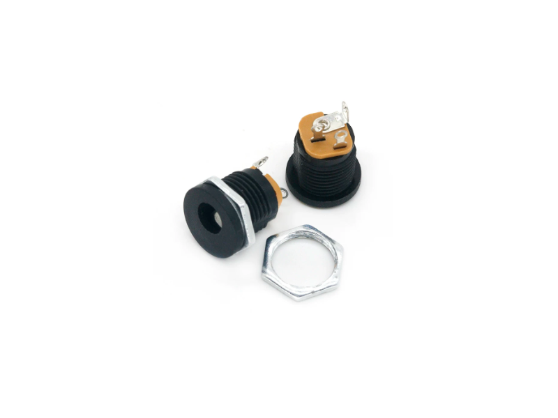 CNDC03 คอนเนคเตอร์ดีซีแจ็ค ตัวเมีย ติดแท่น Connector Female DC Jack 5.5x2.1mm DC022